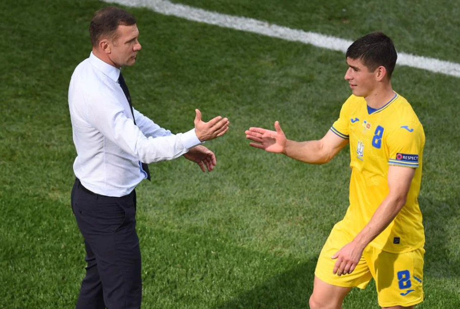 瑞士客场逆袭马其顿，积分榜跃居榜首