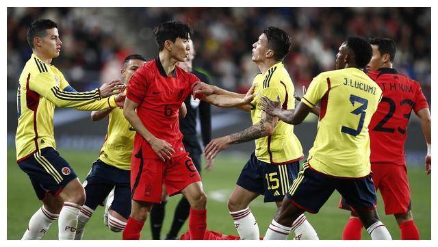 关于劲旅对决焦点对抗引发球迷热议的信息