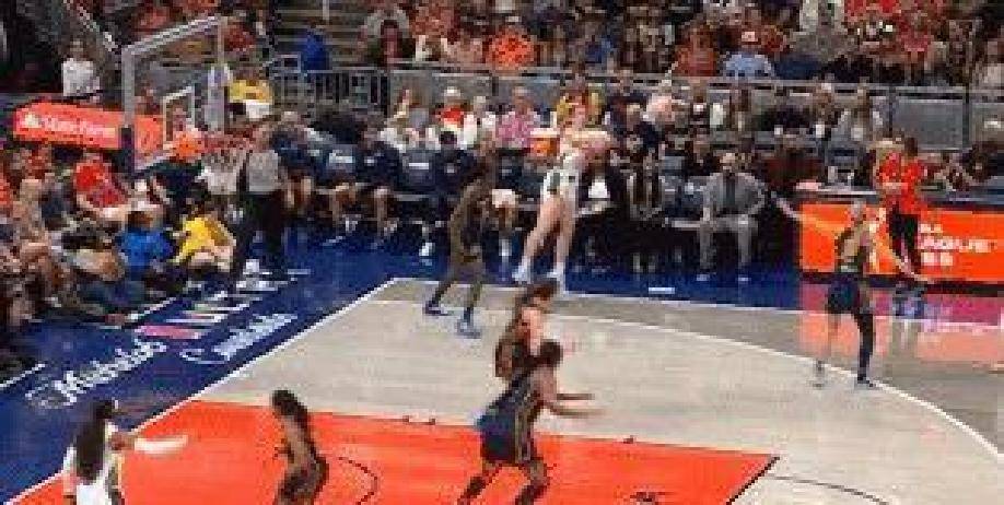 包含进攻战术惊艳球迷,球队风云快意呼啸而过的词条 包含进攻战术惊艳球迷,球队风云快意呼啸而过的词条