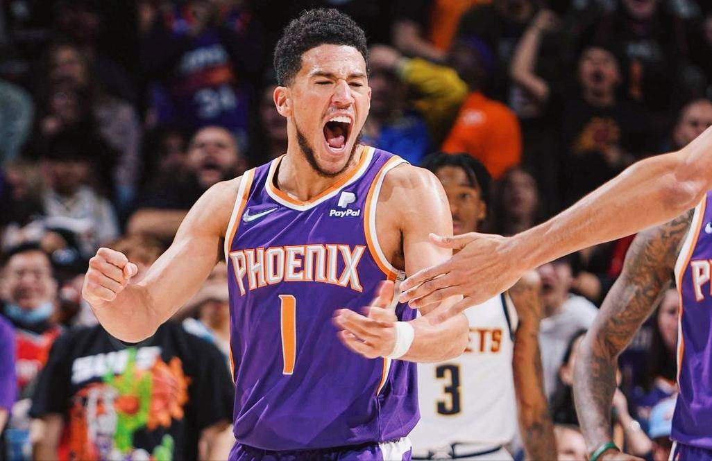 太阳战胜雷霆，布克大放异彩