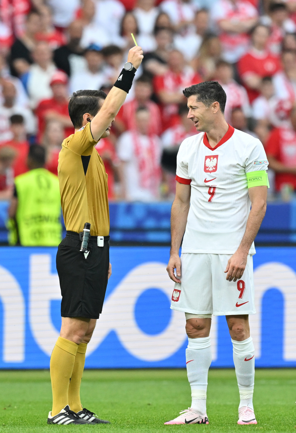 奥地利队力克波兰队，王皓点燃赛场的简单介绍